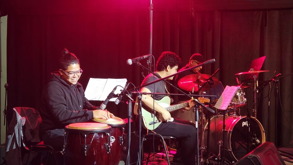 ESTUDIANTES DE COMPOSICIÓN MUSICAL PREPARAN LA SEGUNDA JORNADA DE LAS ...